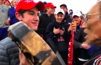 jovenes-a-favor-de-trump-se-burlaron-de-nativo-americano-en-estados-unidos